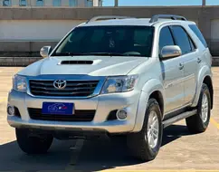 TOYOTA HILUX SW4 2.7 SR 4X2 16V FLEX 4P AUTOMÁTICO TOYOTA HILUX SW4 2.7 SR 4X2 16V FLEX 4P AUTOMÁTICO
