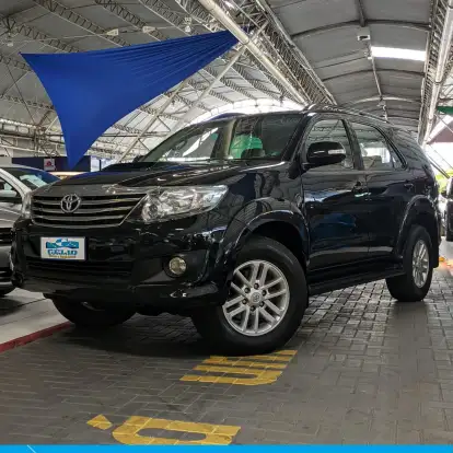 TOYOTA-HILUX SW4-2012