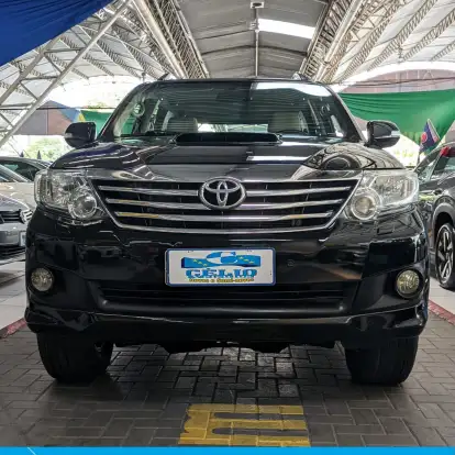 TOYOTA-HILUX SW4-2012
