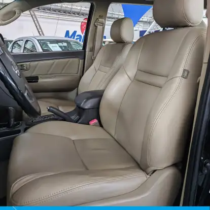 TOYOTA-HILUX SW4-2012