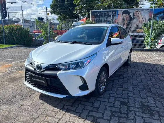 TOYOTA YARIS 1.5 16V FLEX XS CONNECT MULTIDRIVE TOYOTA YARIS 1.5 16V FLEX XS CONNECT MULTIDRIVE