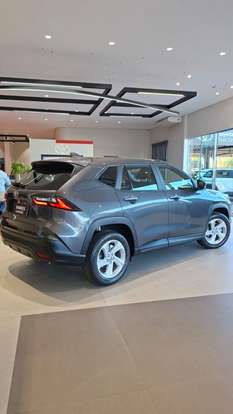 TOYOTA-YARIS CROSS-2026