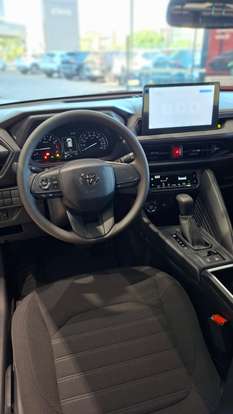 TOYOTA-YARIS CROSS-2026