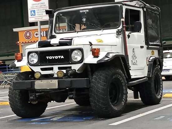 TOYOTA-BANDEIRANTE-4.0 OJ50L 4X4 TETO LONA DIESEL 2P MANUAL TOYOTA-BANDEIRANTE-1989