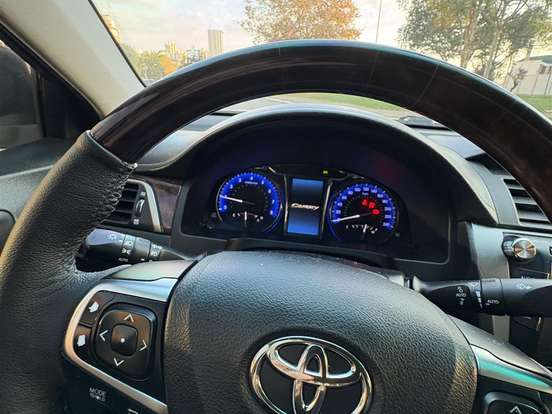 TOYOTA-CAMRY-3.5 XLE V6 24V GASOLINA 4P AUTOMÁTICO TOYOTA-CAMRY-2014