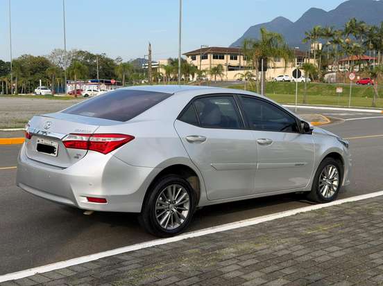 TOYOTA-COROLLA-2016