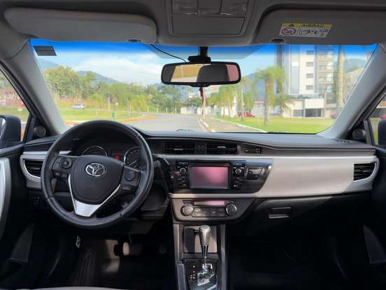 TOYOTA-COROLLA-2016