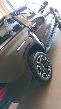 TOYOTA-HILUX-2019