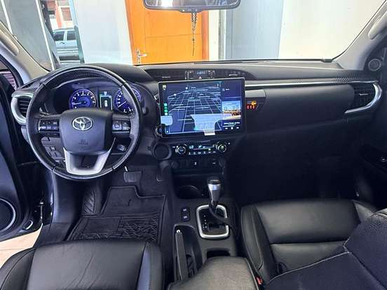 TOYOTA-HILUX-2.7 SRV 4X2 CD 16V FLEX 4P AUTOMÁTICO TOYOTA-HILUX-2019