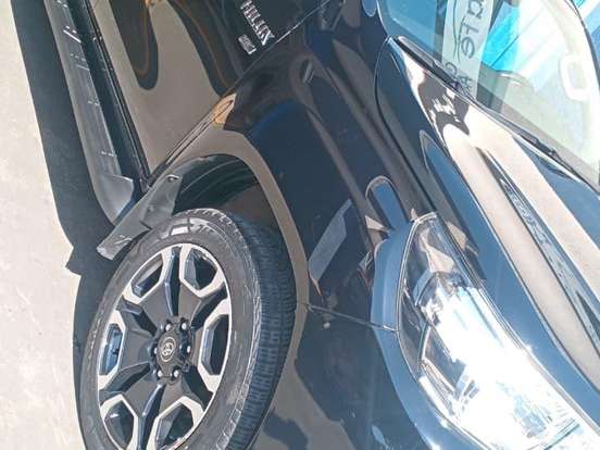 TOYOTA-HILUX-2.7 SRV 4X2 CD 16V FLEX 4P AUTOMÁTICO TOYOTA-HILUX-2019