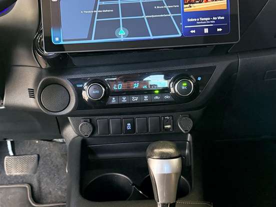 TOYOTA-HILUX-2.7 SRV 4X2 CD 16V FLEX 4P AUTOMÁTICO TOYOTA-HILUX-2019
