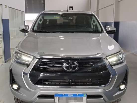 TOYOTA-HILUX-2.8 D-4D TURBO DIESEL CD SRX LIMITED 4X4 AUTOMÁTICO TOYOTA-HILUX-2022