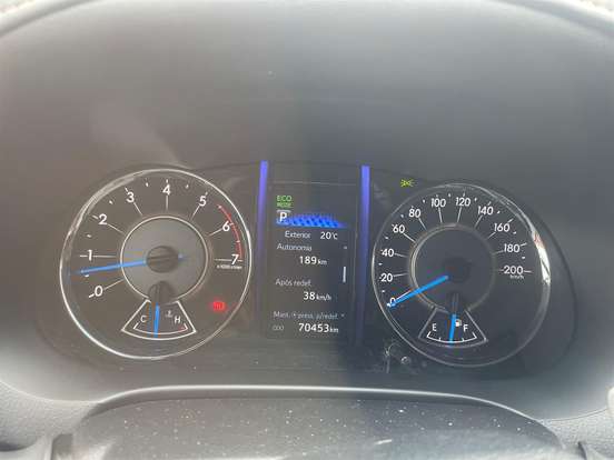 TOYOTA-HILUX SW4-2.7 SRV 7 LUGARES 4X2 16V FLEX 4P AUTOMÁTICO TOYOTA-HILUX SW4-2019