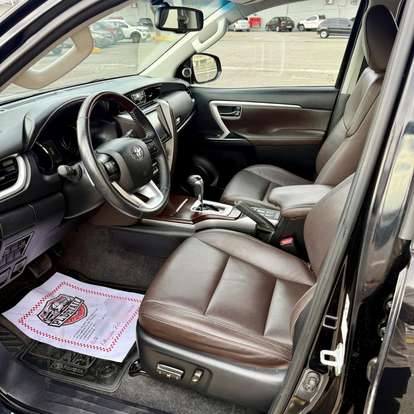 TOYOTA-HILUX SW4-2018