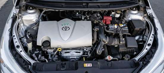 TOYOTA-YARIS-2019