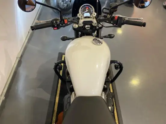 TRIUMPH-STREET TWIN TRIUMPH-STREET TWIN-2018