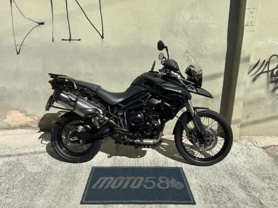 TRIUMPH TIGER 800XC TRIUMPH TIGER 800XC