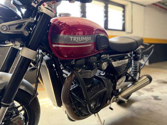 TRIUMPH-SPEED TWIN-2022