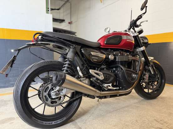 TRIUMPH-SPEED TWIN-2022