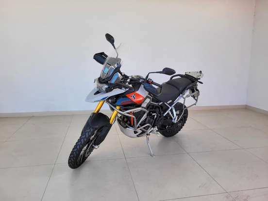TRIUMPH-TIGER 900 RALLY PRO TRIUMPH-TIGER 900 RALLY PRO-2024