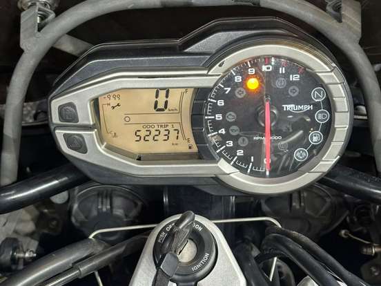 TRIUMPH-TIGER EXPLORER ABS TRIUMPH-TIGER EXPLORER ABS-2013