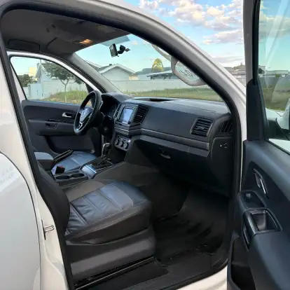 VOLKSWAGEN-AMAROK-2019