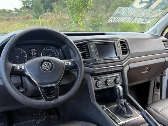 VOLKSWAGEN-AMAROK-2.0 COMFORTLINE 4X4 CD 16V TURBO INTERCOOLER DIESEL 4P AUTOMÁTICO VOLKSWAGEN-AMAROK-2019