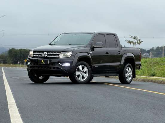 VOLKSWAGEN-AMAROK-2016