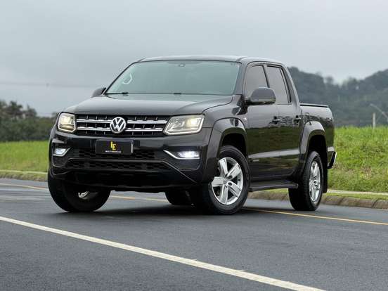 VOLKSWAGEN-AMAROK-2016