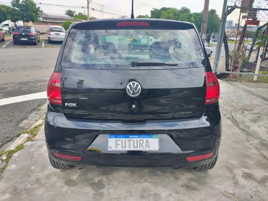 VOLKSWAGEN-FOX-2013