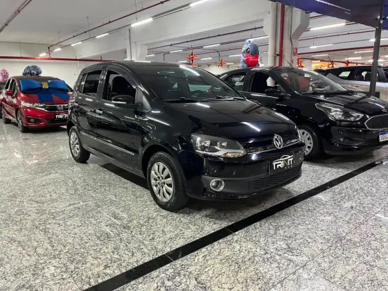 VOLKSWAGEN FOX 1.6 MI BLUEMOTION 8V FLEX 4P MANUAL VOLKSWAGEN FOX 1.6 MI BLUEMOTION 8V FLEX 4P MANUAL