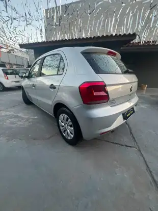 VOLKSWAGEN-GOL-2016