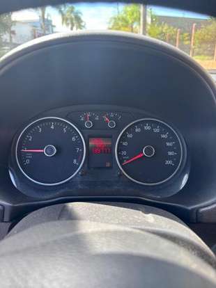 VOLKSWAGEN-GOL-2015