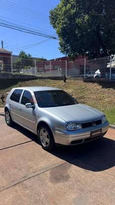 VOLKSWAGEN-GOLF-2002