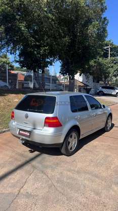 VOLKSWAGEN-GOLF-2002