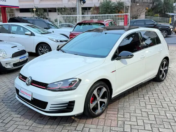 VOLKSWAGEN GOLF 2.0 TSI GTI 16V 230CV TURBO GASOLINA 4P AUTOMATIZADO VOLKSWAGEN GOLF 2.0 TSI GTI 16V 230CV TURBO GASOLINA 4P AUTOMATIZADO