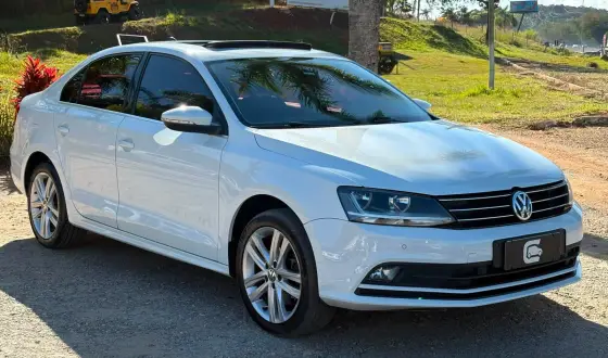 VOLKSWAGEN JETTA 2.0 TSI HIGHLINE 211CV GASOLINA 4P TIPTRONIC VOLKSWAGEN JETTA 2.0 TSI HIGHLINE 211CV GASOLINA 4P TIPTRONIC