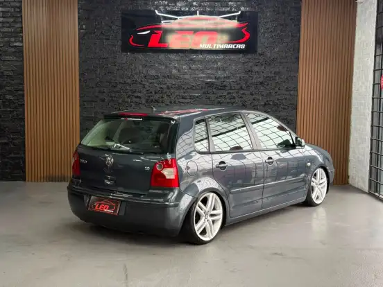 VOLKSWAGEN-POLO-1.6 MI 8V GASOLINA 4P MANUAL VOLKSWAGEN-POLO-2003