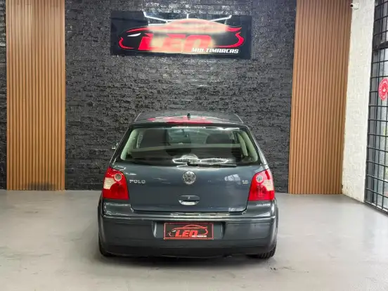 VOLKSWAGEN-POLO-2003
