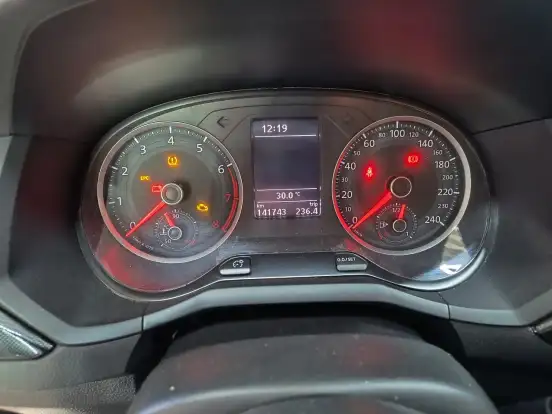 VOLKSWAGEN-SAVEIRO-2020