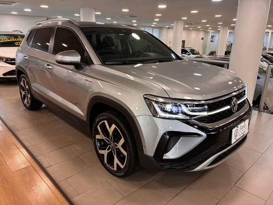 VOLKSWAGEN TAOS 1.4 250 TSI TOTAL FLEX HIGHLINE AUTOMÁTICO