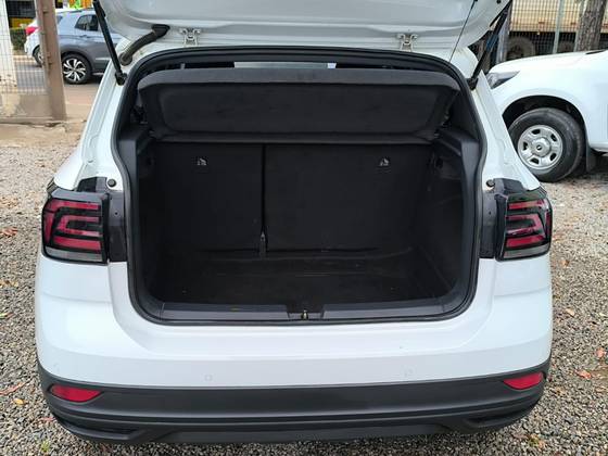 VOLKSWAGEN T-CROSS 1.0 200 TSI TOTAL FLEX AUTOMÁTICO