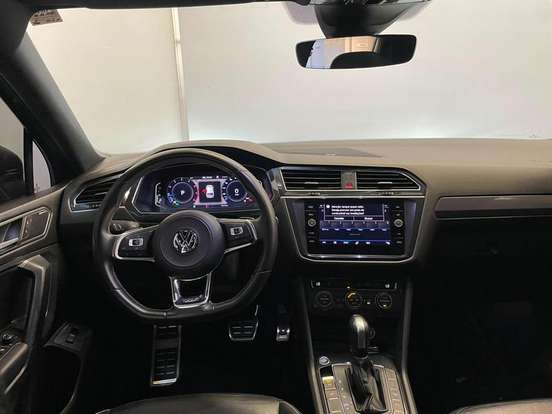 VOLKSWAGEN-TIGUAN-2021