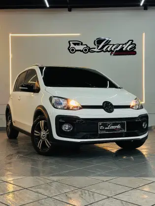 VOLKSWAGEN UP 1.0 170 TSI TOTAL FLEX XTREME 4P MANUAL