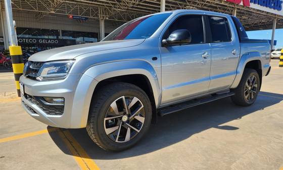 VOLKSWAGEN AMAROK 3.0 V6 TDI DIESEL HIGHLINE EXTREME CD 4MOTION AUTOMÁTICO