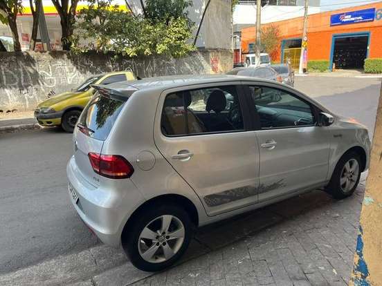 VOLKSWAGEN-FOX-1.6 MI ROCK IN RIO 8V FLEX 4P MANUAL VOLKSWAGEN-FOX-2015