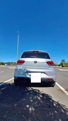 VOLKSWAGEN-FOX-2021