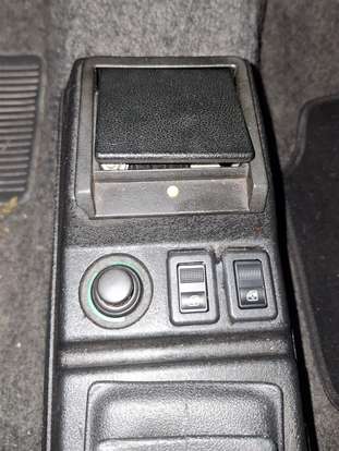 VOLKSWAGEN-GOL-1992