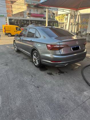 VOLKSWAGEN JETTA 1.4 250 TSI TOTAL FLEX R-LINE TIPTRONIC