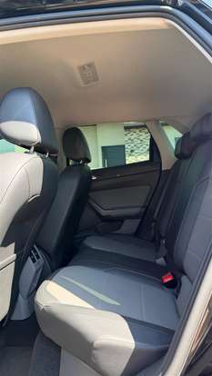 VOLKSWAGEN-POLO-2019